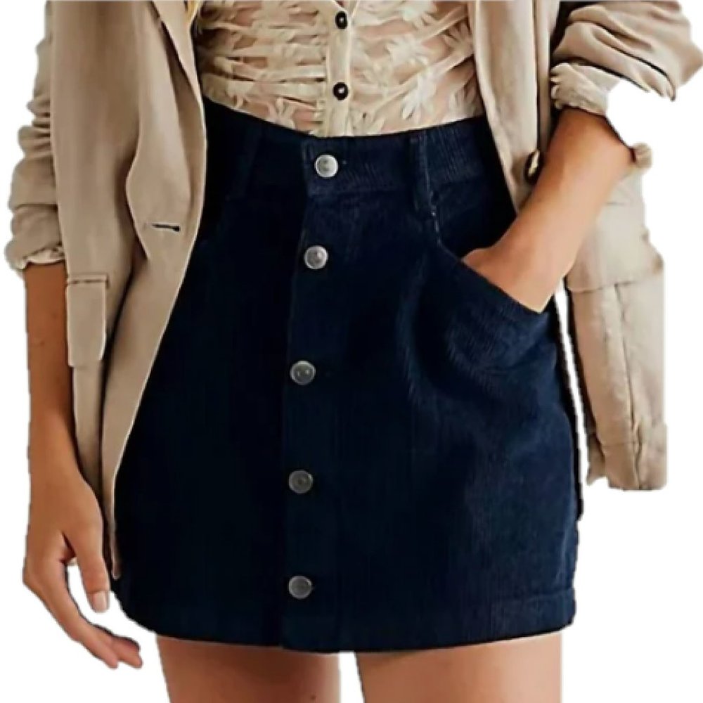 Corduroy Button Up Mini Skirt w. Pockets | Size Small